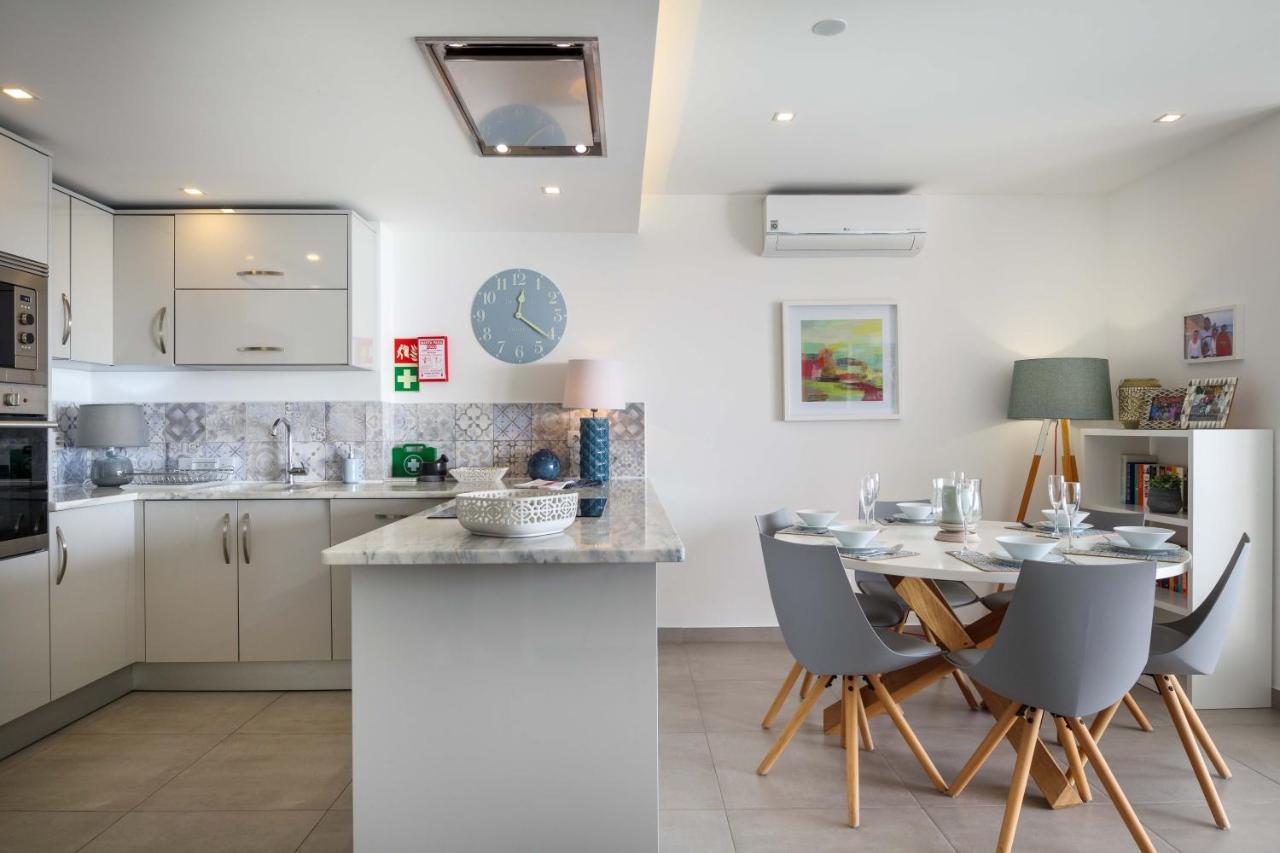 Waterside 3 Bedroom Sea View Praia Da Luz Exterior photo
